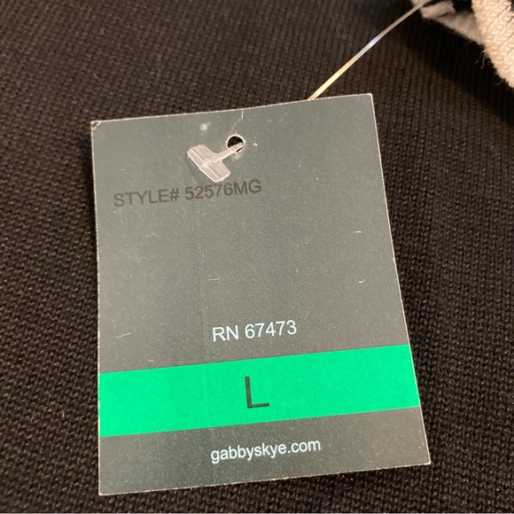 Gabby Skye Tiered Bell Sleeve Rayon Knit Sweater Dress Women’s Large Black - Picture 6 of 9